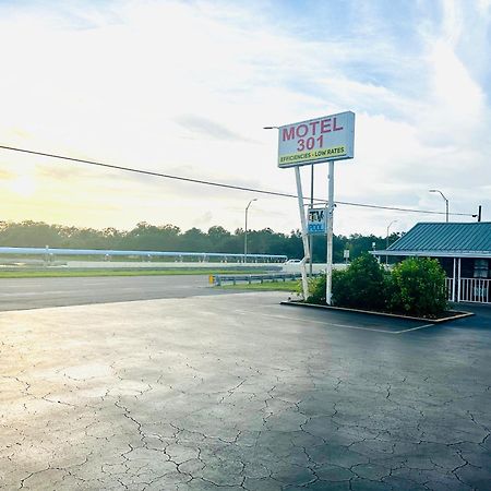Motel 301 Orient Park Exterior foto