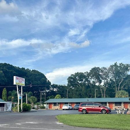 Motel 301 Orient Park Exterior foto